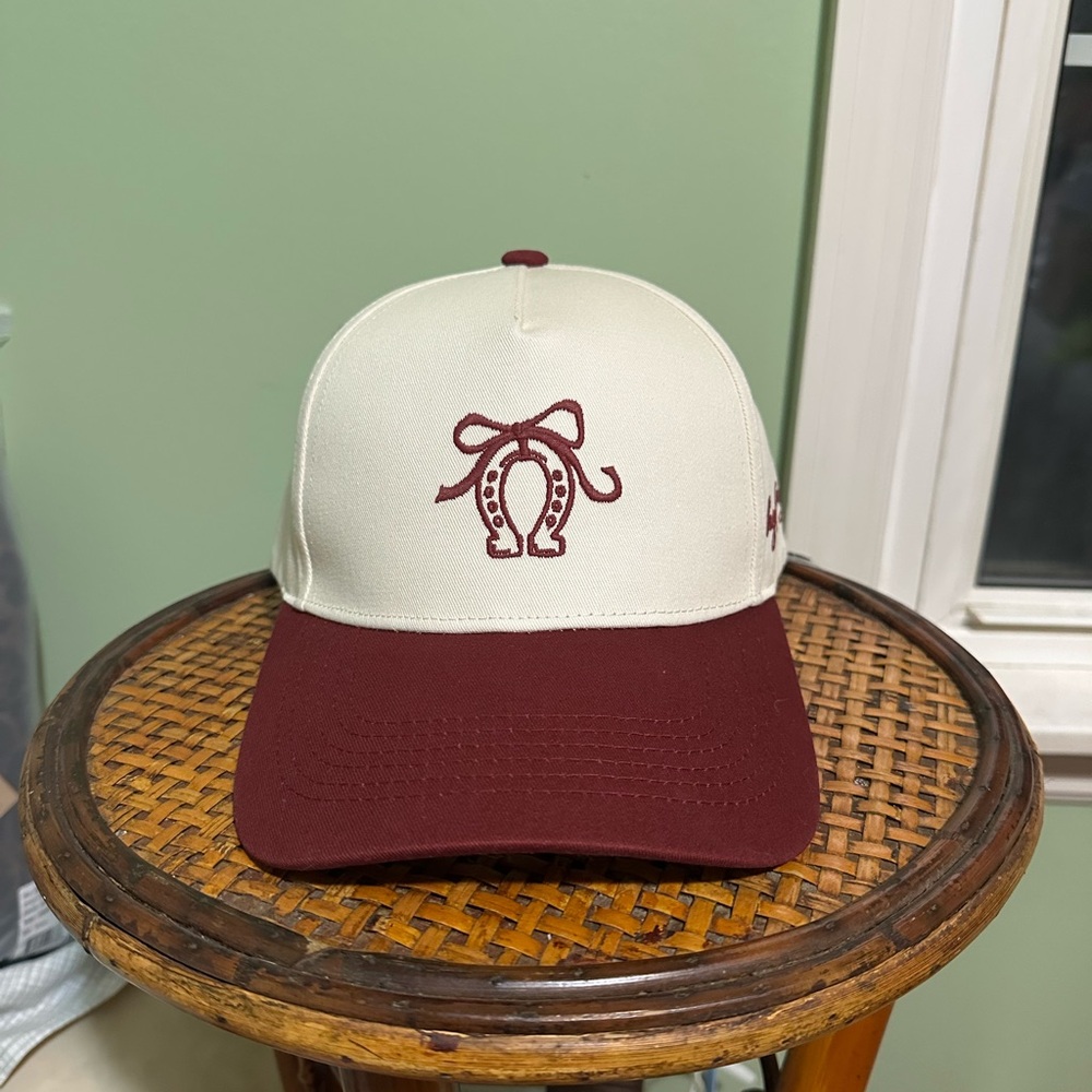 HydroJug’s PR Box Western Charm Hat